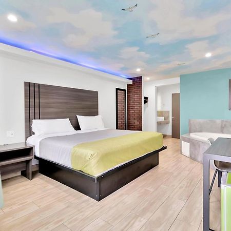 Exclusivo Inn And Suites Lakewood Экстерьер фото